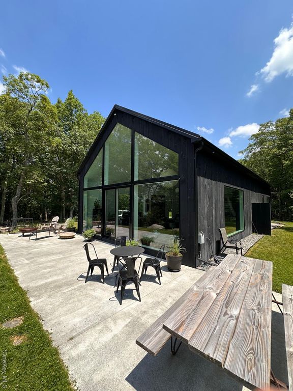 385 Evergreen Lane, Narrowsburg, NY 12764