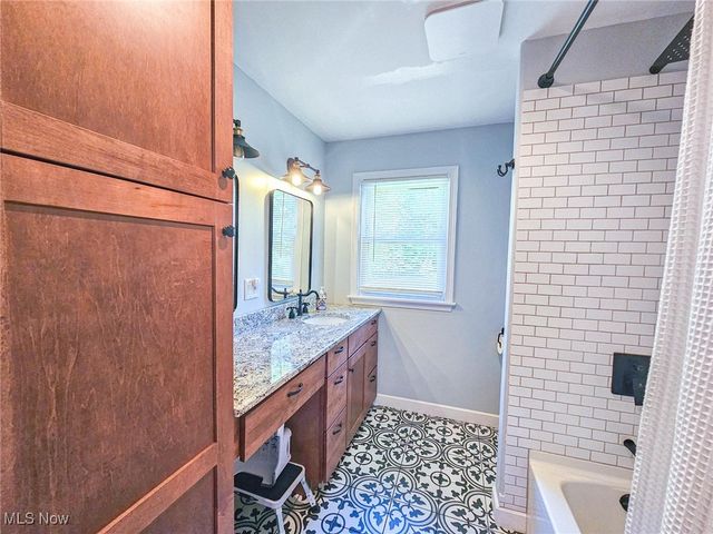 4270 Mellinger Road, Canfield, OH 44406