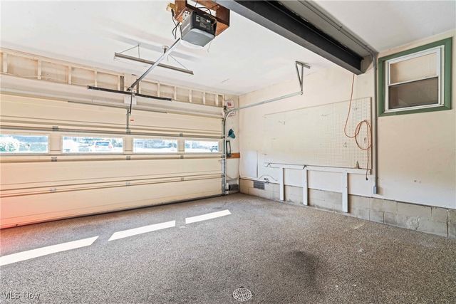 4270 Mellinger Road, Canfield, OH 44406