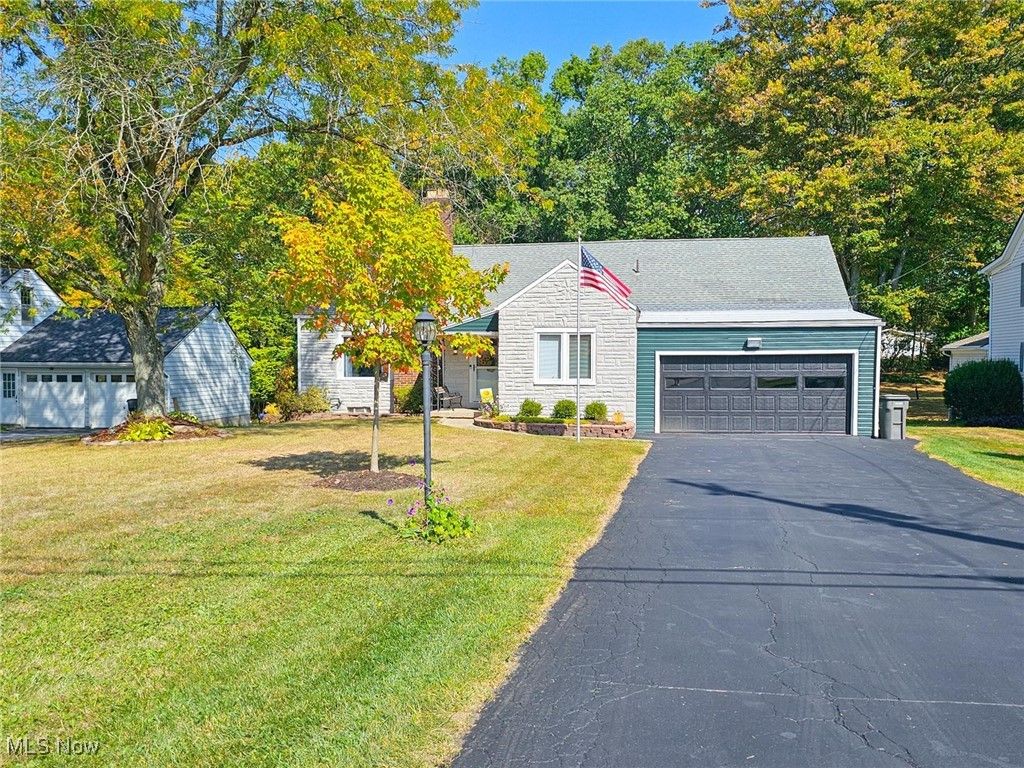4270 Mellinger Road, Canfield, OH 44406