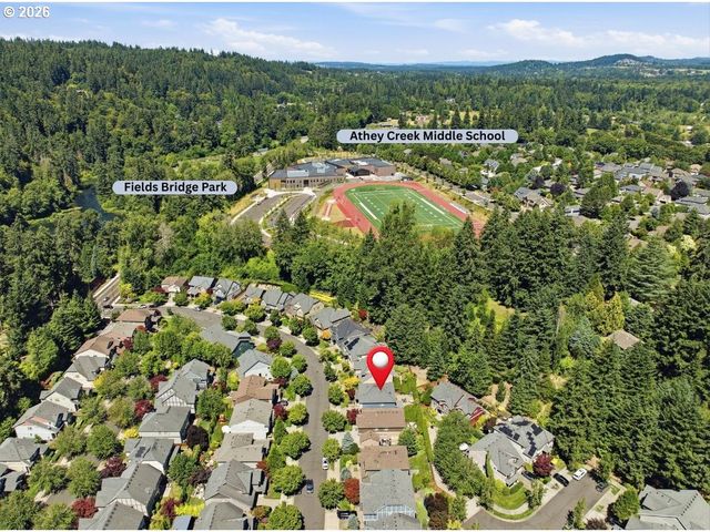 1076 EPPERLY Way, West Linn, OR 97068