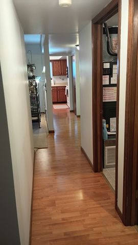 9165 North Road F, Palos Hills, IL 60465