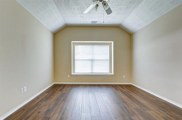 16935 Hampton Glen Court, Houston, TX 77083