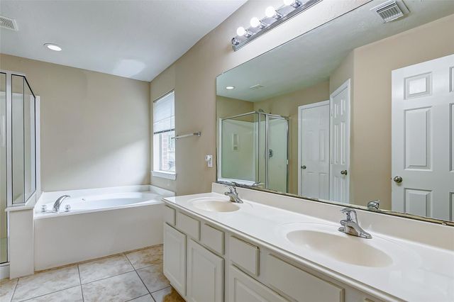 16935 Hampton Glen Court, Houston, TX 77083