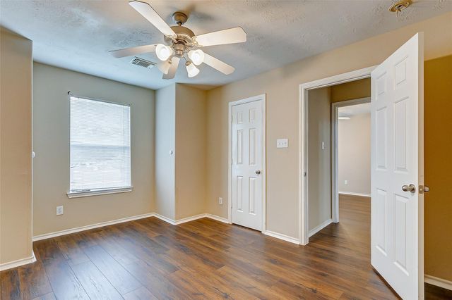 16935 Hampton Glen Court, Houston, TX 77083