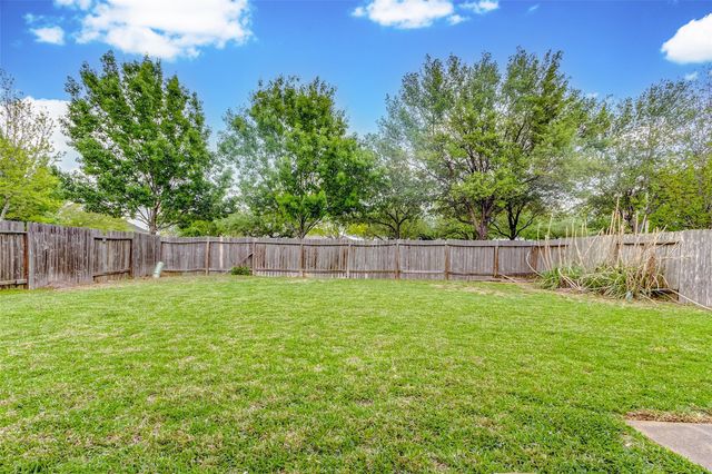 16935 Hampton Glen Court, Houston, TX 77083