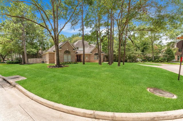 18 Floret Court, The Woodlands, TX 77382