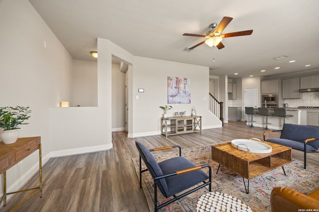 100 Clarendon, Boerne, TX 78015