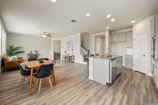 100 Clarendon, Boerne, TX 78015