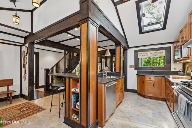 519 Myrtle Avenue, West Allenhurst, NJ 07711