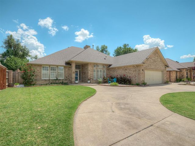 8024 NW 100th Street, Oklahoma City, OK 73162