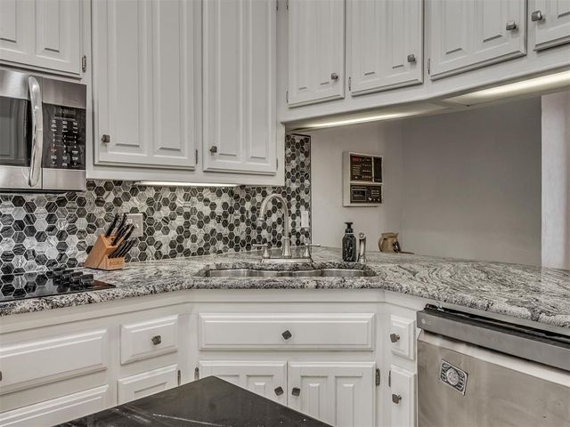 8024 NW 100th Street, Oklahoma City, OK 73162