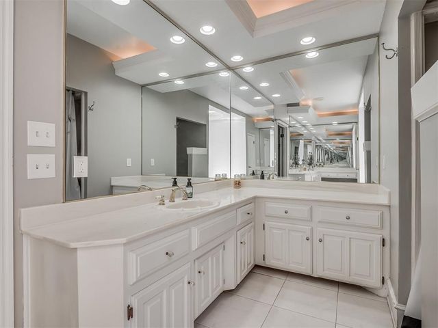 8024 NW 100th Street, Oklahoma City, OK 73162