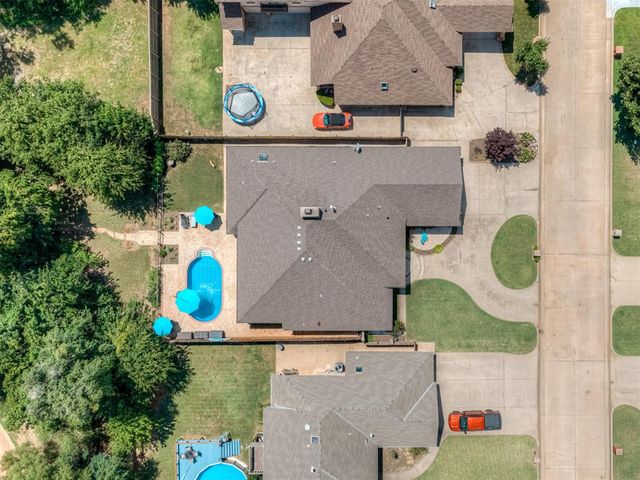 8024 NW 100th Street, Oklahoma City, OK 73162