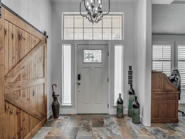 8024 NW 100th Street, Oklahoma City, OK 73162