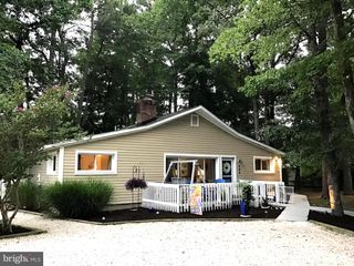 698 COLLINS CT, Bethany Beach, DE 19930