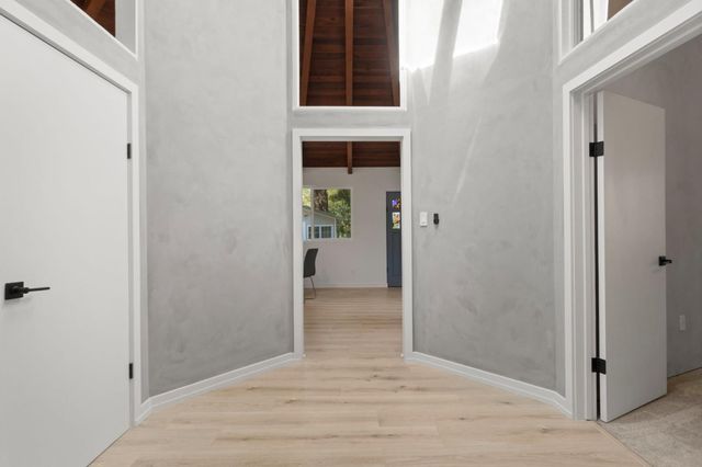 47 Recreation Drive, La Honda, CA 94020