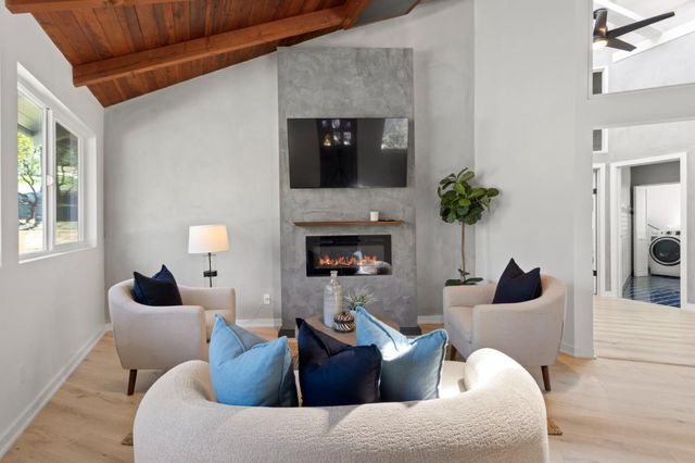 47 Recreation Drive, La Honda, CA 94020