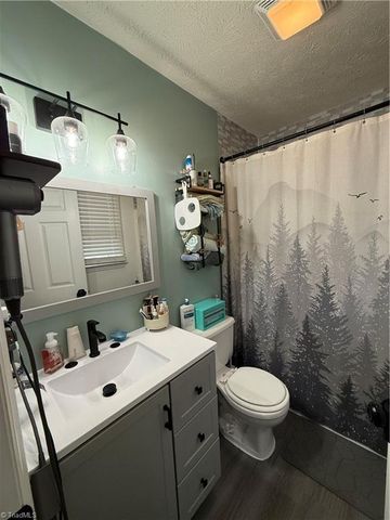 2136 Elizabeth Drive, Mount Airy, NC 27030