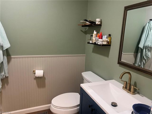 2136 Elizabeth Drive, Mount Airy, NC 27030