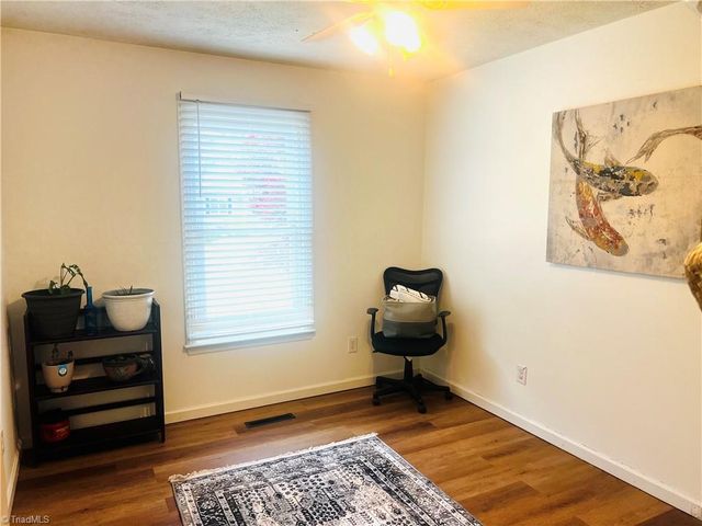 2136 Elizabeth Drive, Mount Airy, NC 27030