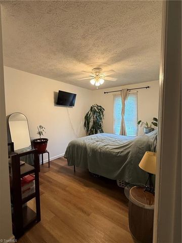2136 Elizabeth Drive, Mount Airy, NC 27030