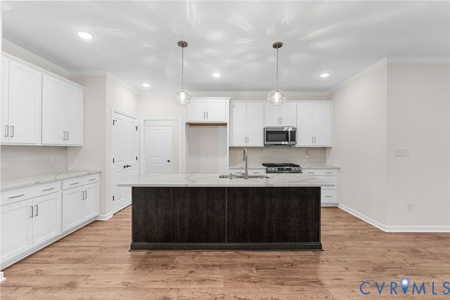 6715 Mayland Ridge Ln, Chesterfield, VA 23120