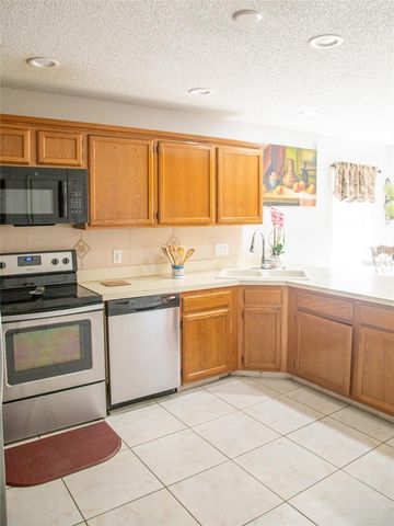 618 BERKS COURT, Orlando, FL 32835