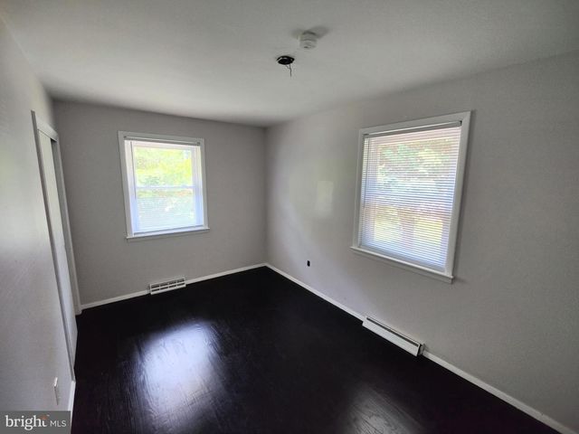 405 KRESSON RD, Voorhees, NJ 08043