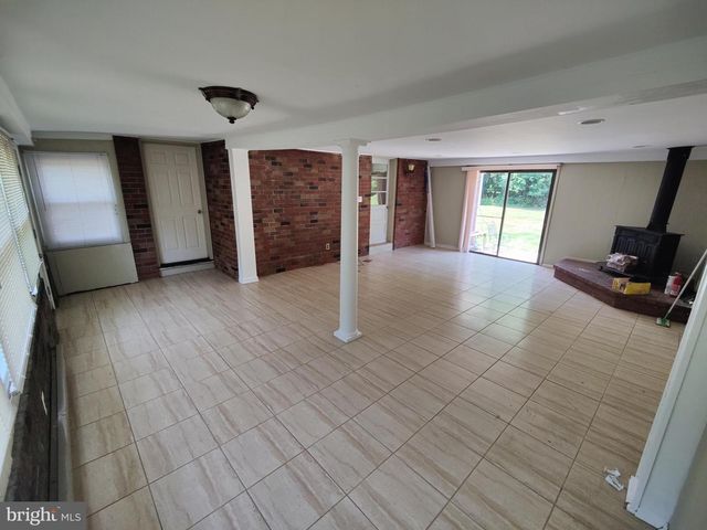 405 KRESSON RD, Voorhees, NJ 08043