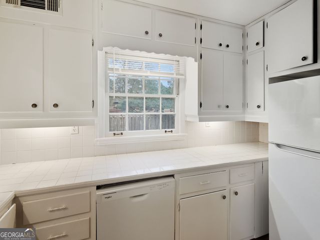 4218 Durham Circle, Stone Mountain, GA 30083