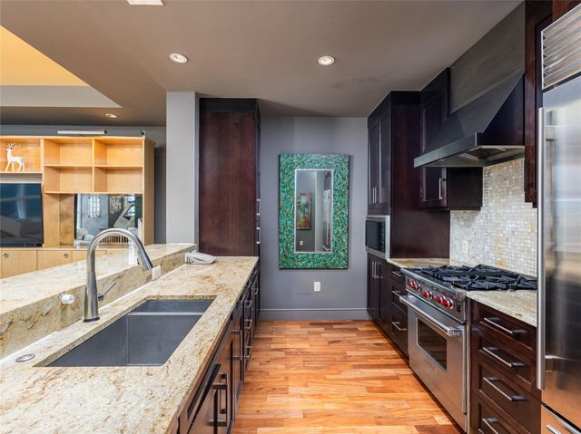 98 San Jacinto BLVD 1703, Austin, TX 78701