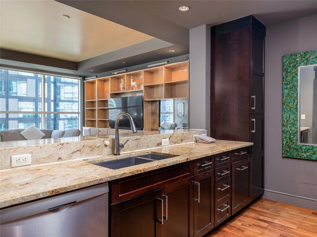 98 San Jacinto BLVD 1703, Austin, TX 78701