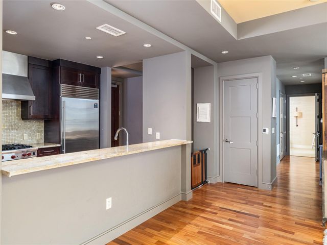 98 San Jacinto BLVD 1703, Austin, TX 78701