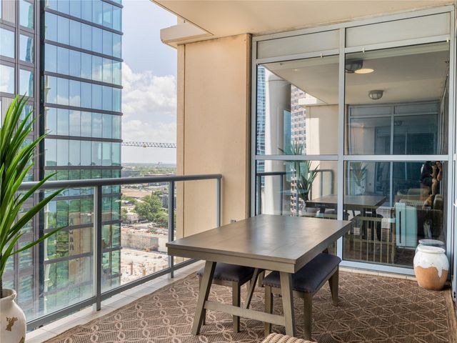 98 San Jacinto BLVD 1703, Austin, TX 78701