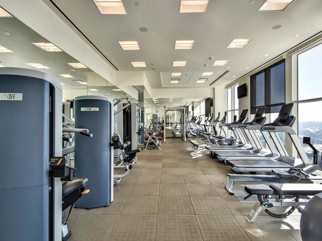 98 San Jacinto BLVD 1703, Austin, TX 78701
