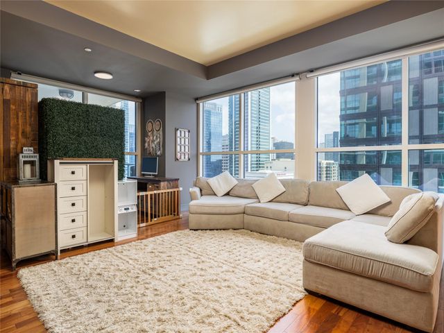 98 San Jacinto BLVD 1703, Austin, TX 78701