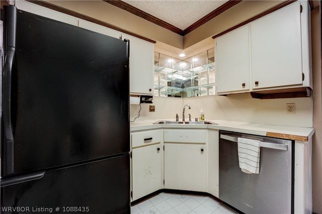 9900 Kingsley Place, Fort Smith, AR 72908