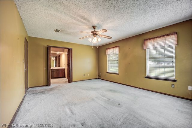 9900 Kingsley Place, Fort Smith, AR 72908