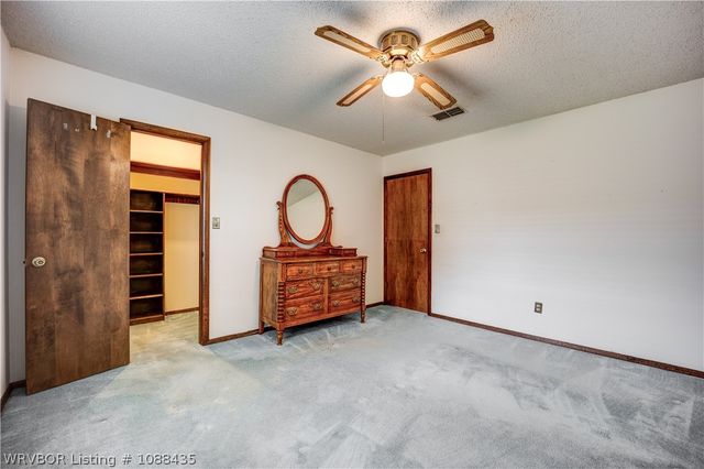 9900 Kingsley Place, Fort Smith, AR 72908