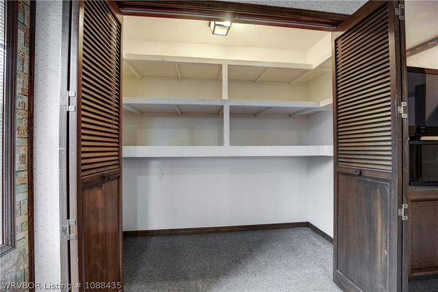 9900 Kingsley Place, Fort Smith, AR 72908