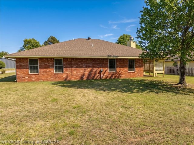 9900 Kingsley Place, Fort Smith, AR 72908