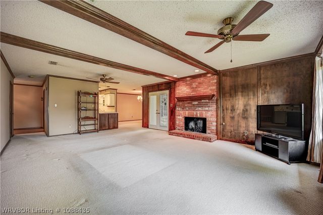 9900 Kingsley Place, Fort Smith, AR 72908