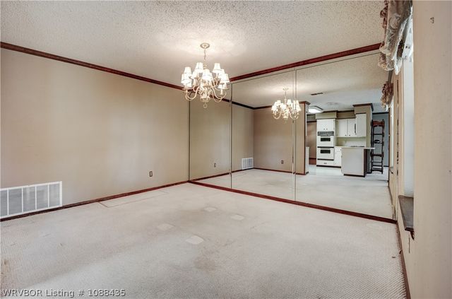 9900 Kingsley Place, Fort Smith, AR 72908