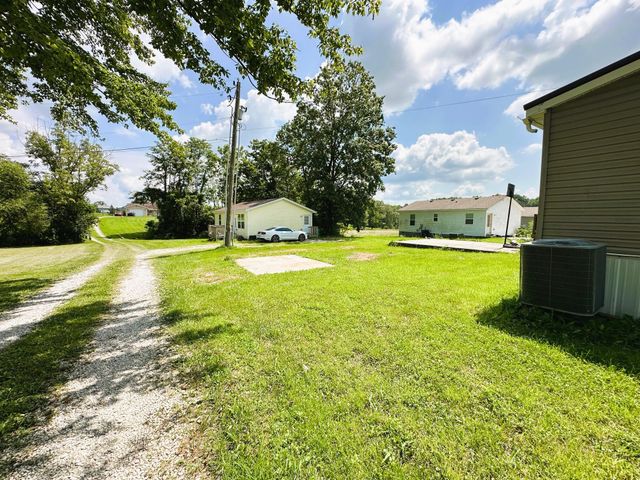 2005 Sharkey Road, Morehead, KY 40351