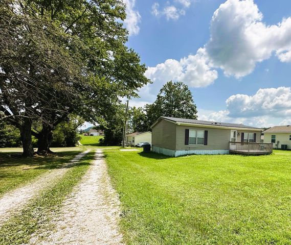 2005 Sharkey Road, Morehead, KY 40351