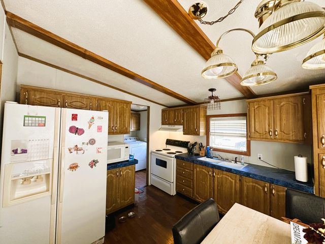 2005 Sharkey Road, Morehead, KY 40351