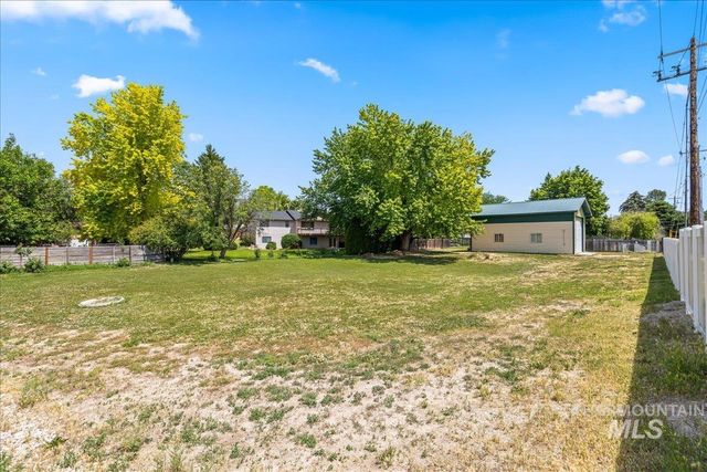 2503 Lyle Ct, Nampa, ID 83651