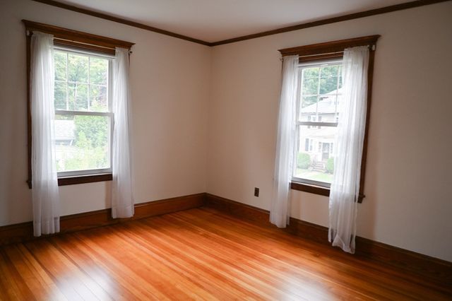 72 Washington St, Natick, MA 01760