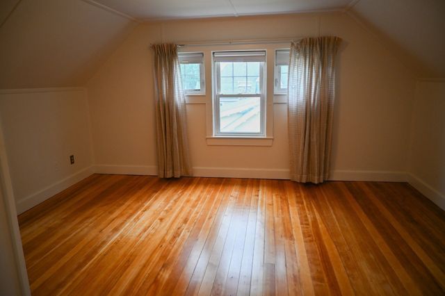 72 Washington St, Natick, MA 01760